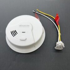 USI Electric Smoke Detector With Back-Up Battery