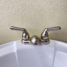 4" Lavatory Faucet With Teapot Handles - Brushed Nickel