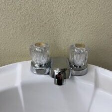 4" Lavatory Faucet - Chrome